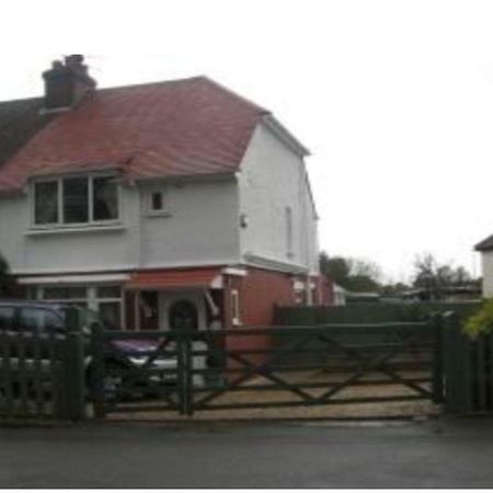 Maidstone Family Homes Upper Road Cottage Buitenkant foto