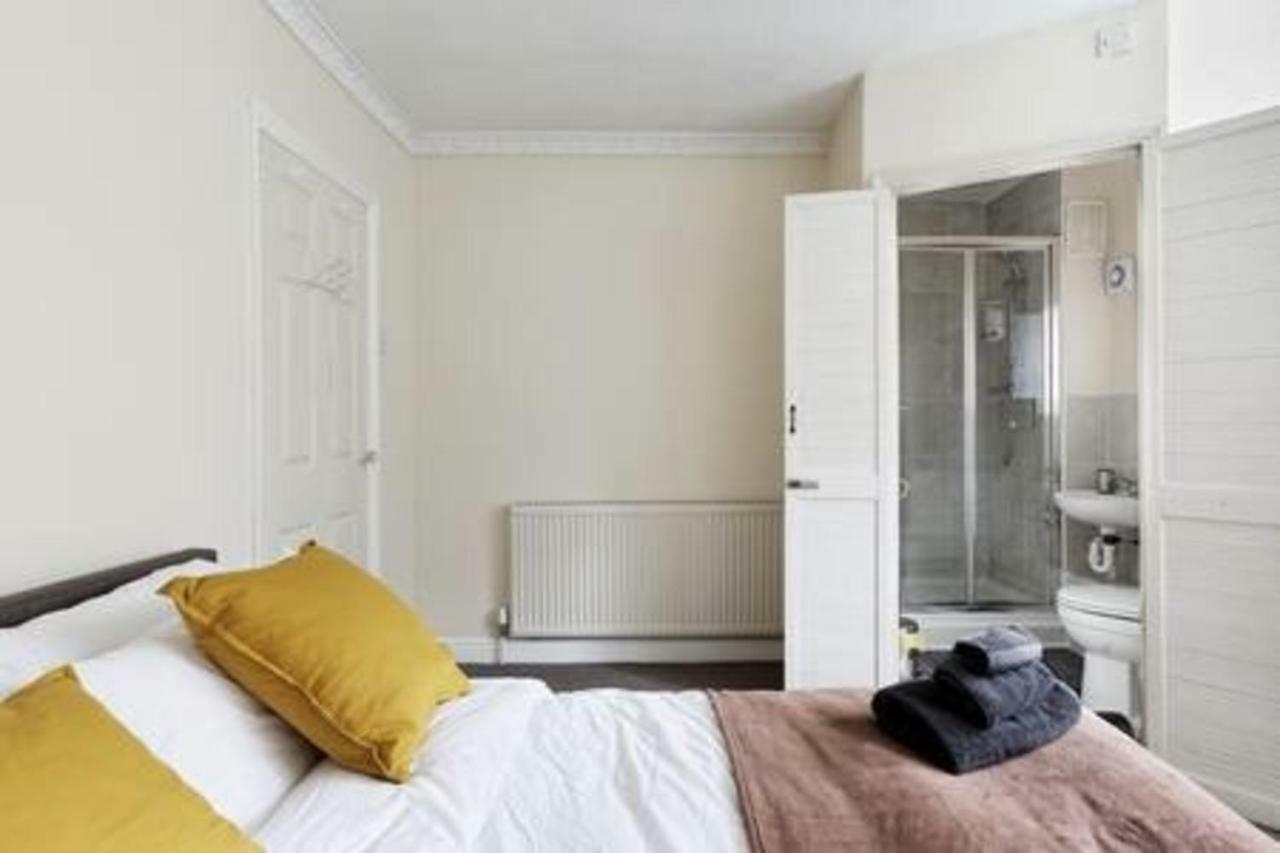 Maidstone Family Homes Upper Road Cottage Buitenkant foto