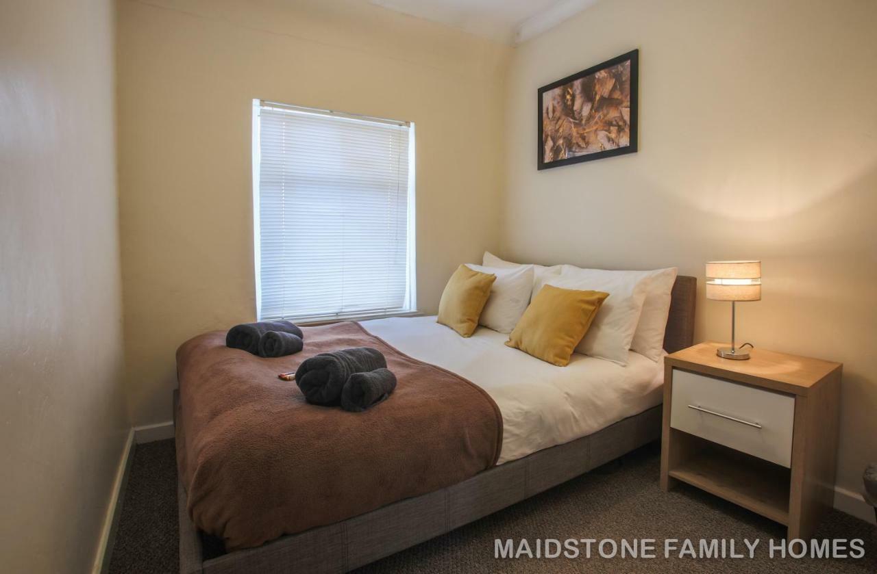 Maidstone Family Homes Upper Road Cottage Buitenkant foto