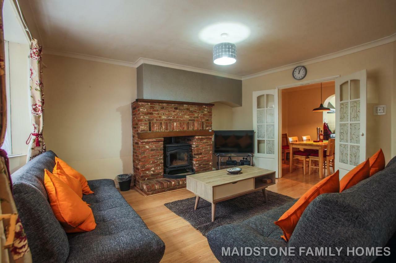 Maidstone Family Homes Upper Road Cottage Buitenkant foto